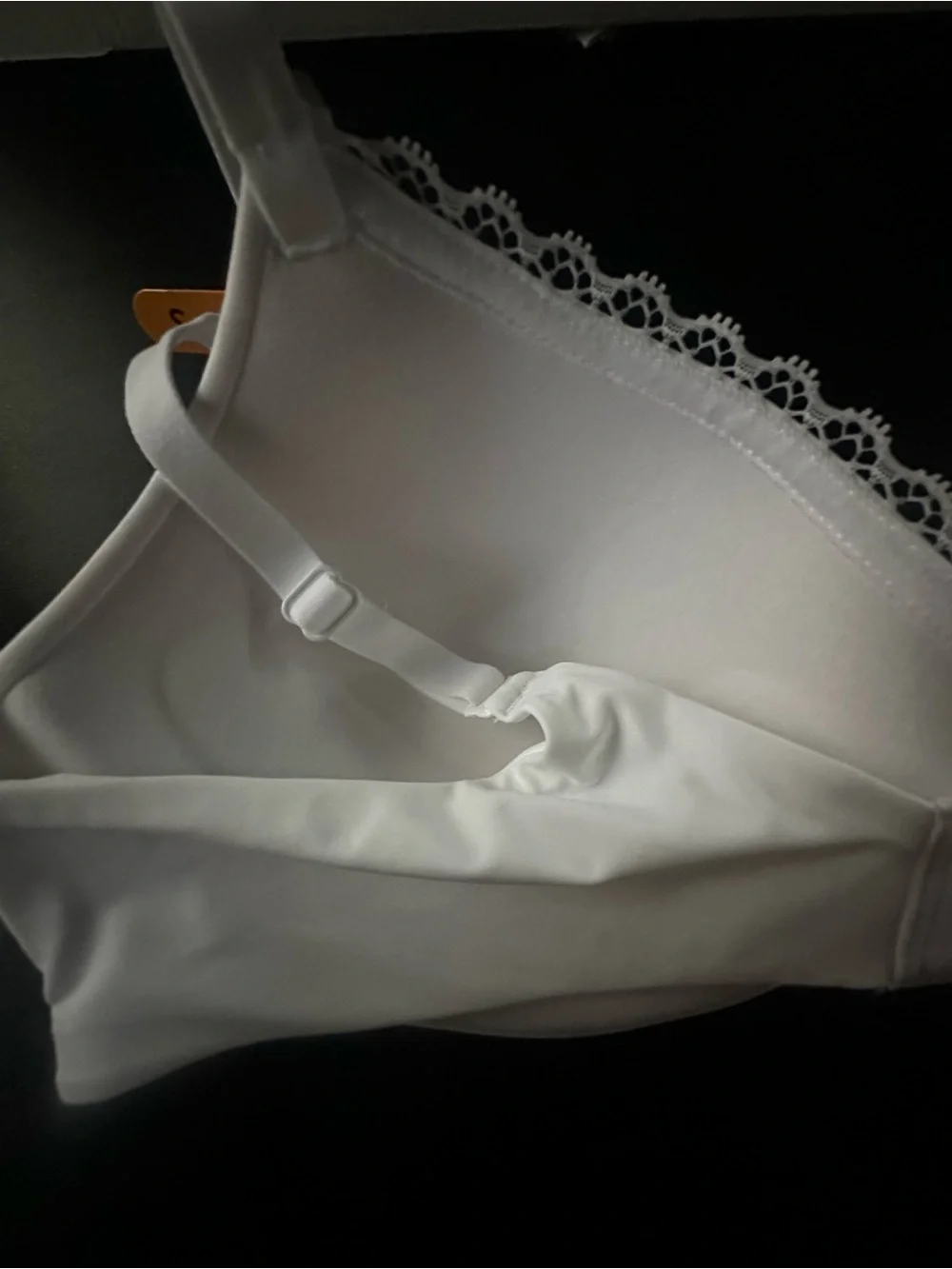 Maidenform White Lace-Edge T-Shirt Bra